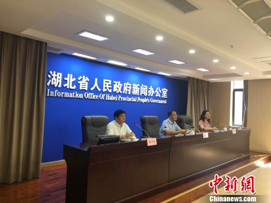 ��800��̨��ȷ����ϯ��ʮ���������人̨����	