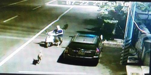 ��ĳ͵��Ħ�г�����Ȯ����һ�ԡ�̨�塶���ϱ�������������/����