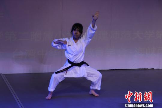 ̨�廨������������ѧ��ѧ��������ȭ������֮������������ ��