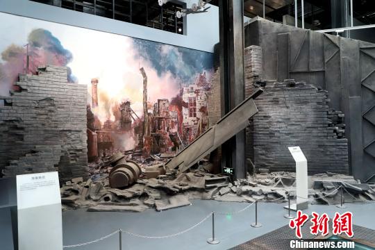 ���������˵���������Ǩ��Ĺ�����������Ρ ��